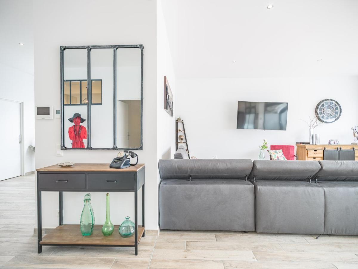 Apartamento Loft Courtalon - Haut Standing - Patio - Parking Prives Troyes Exterior foto